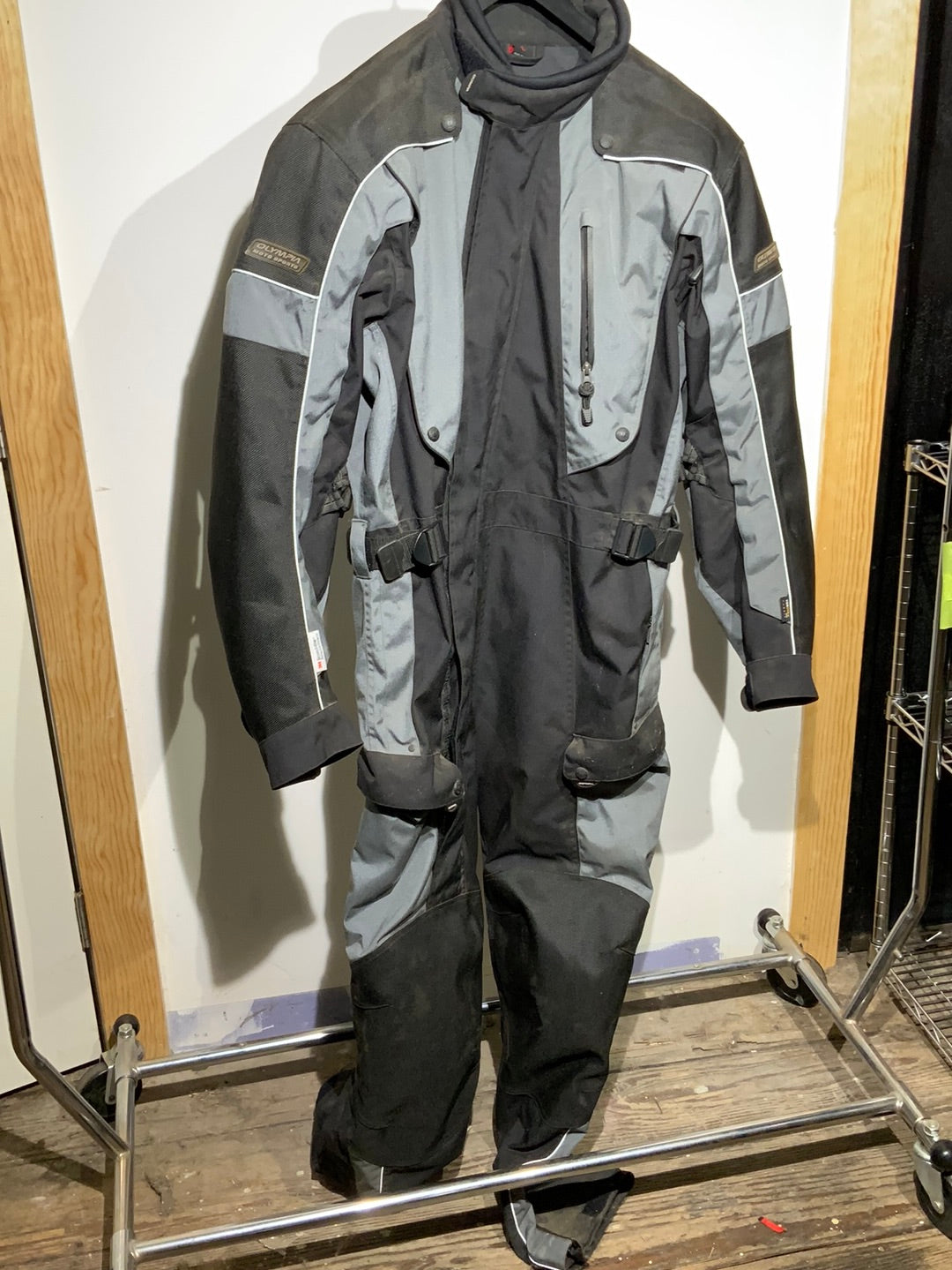 Olympia deals riding suit